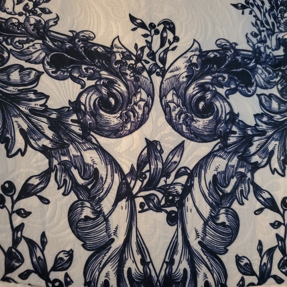 A1 Studios Patterned Dress - Picture 2 of 4